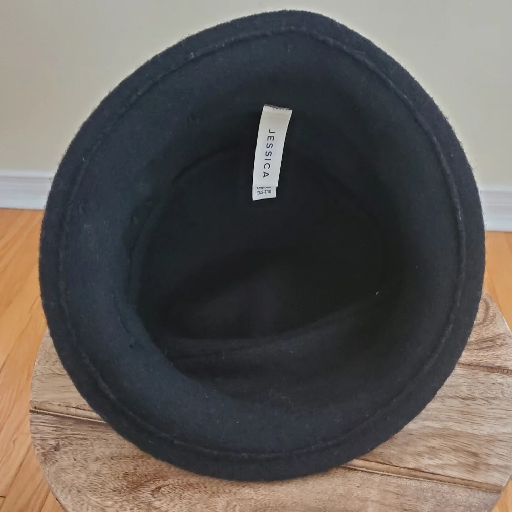 Hat - Picture 3 of 3
